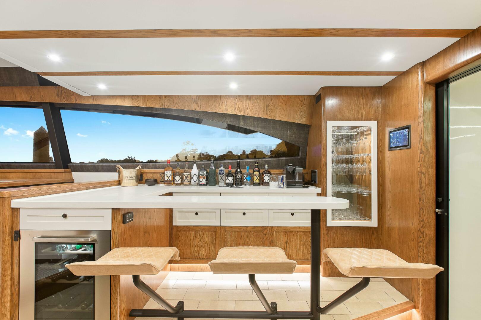 Slide: The Image of Valder Yachts Power Cat 2021 - 4574169