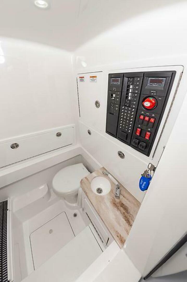 Slide: The Image of 0005033542 - 5481599