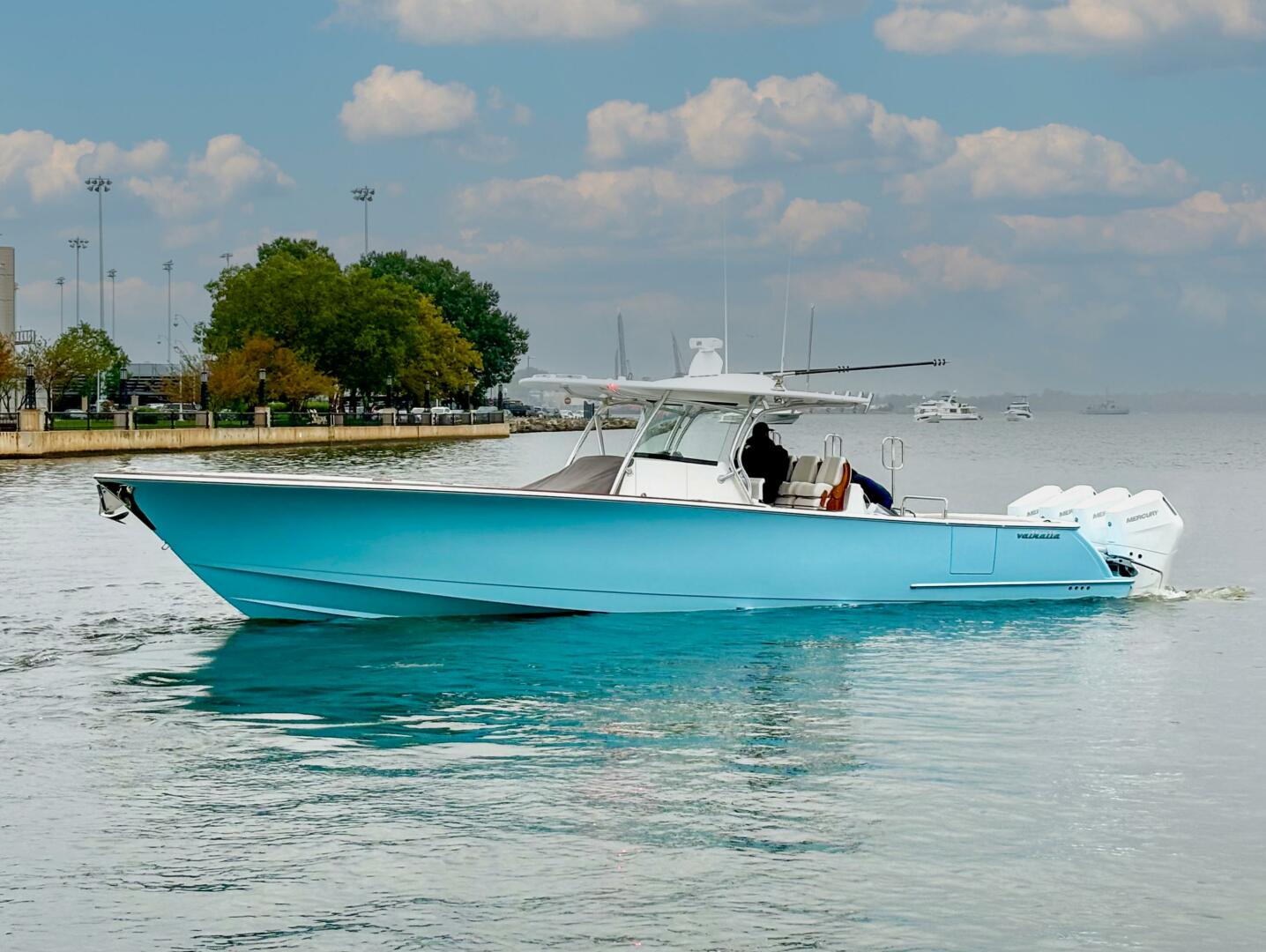 Slide: The Image of Valhalla Boatworks 41 2025 - 4728077