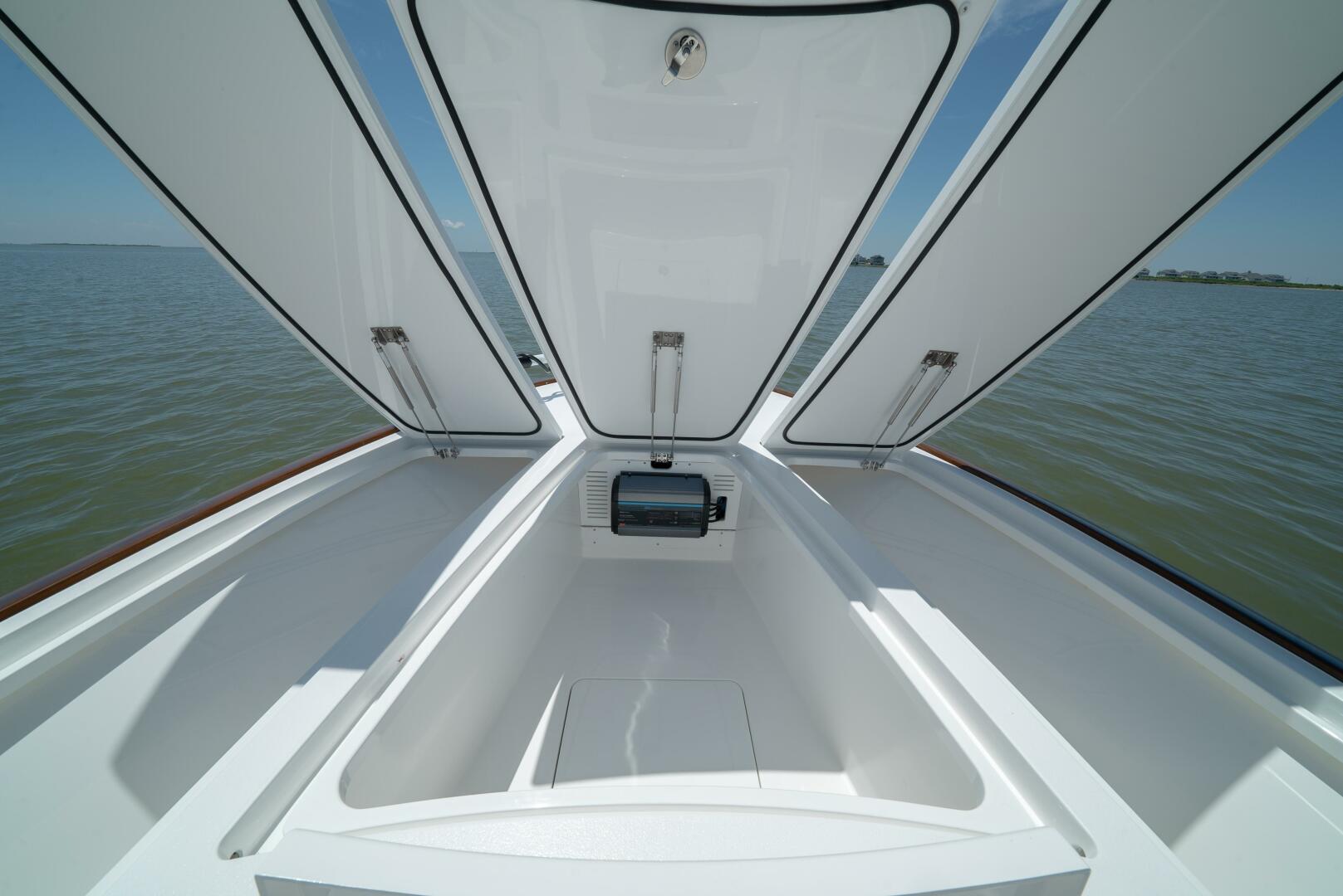 Slide: The Image of 2024 Valhalla V-28 Bay - 4426541