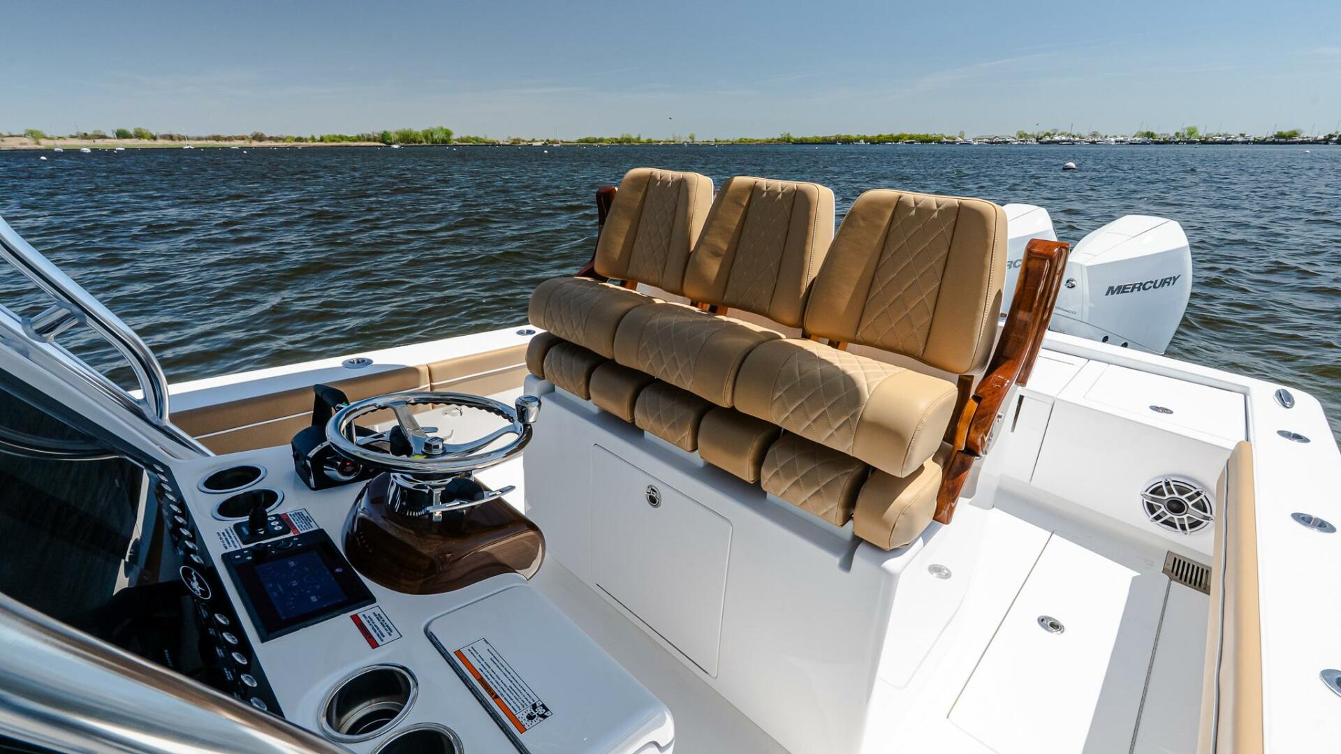 Slide: The Image of Valhalla Boatworks V-29 Hybrid 2025 - 5288265