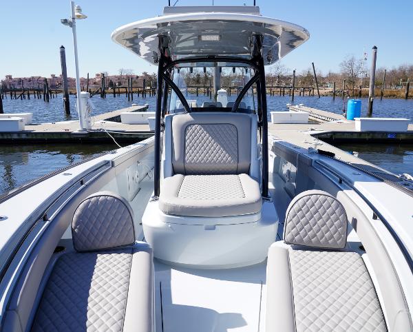 Slide: The Image of Valhalla Boatworks V-33 Center Console 2025 - 11