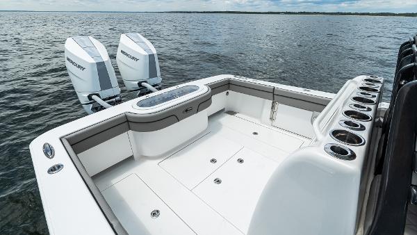 Slide: The Image of Valhalla Boatworks V-33 Center Console 2025 - 6