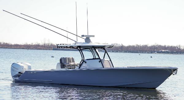 Slide: The Image of Valhalla Boatworks V-33 Center Console 2025 - 7