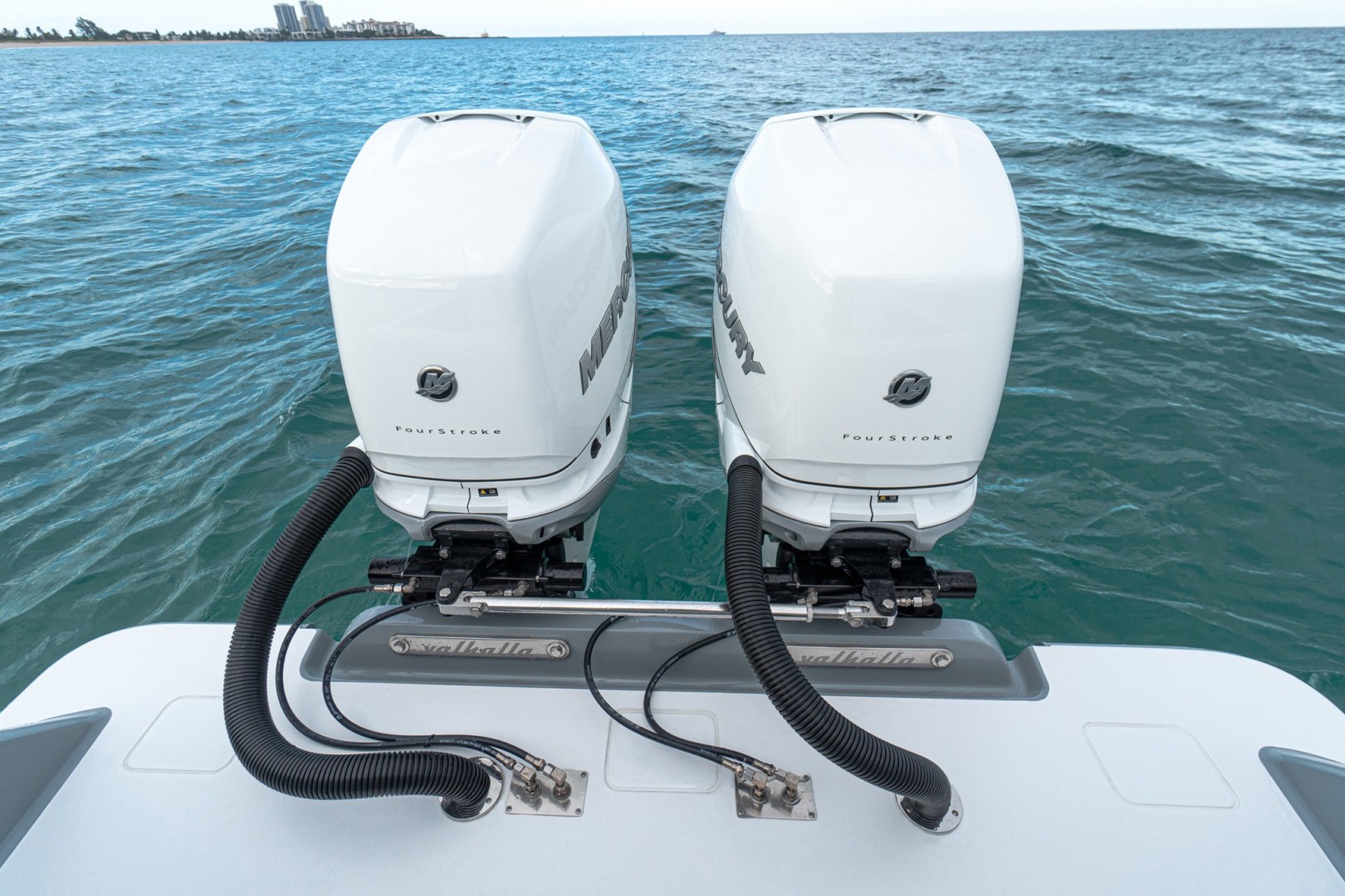 Slide: The Image of Valhalla 33 - Engines 2022 Valhalla Boatworks V33 - 1815703