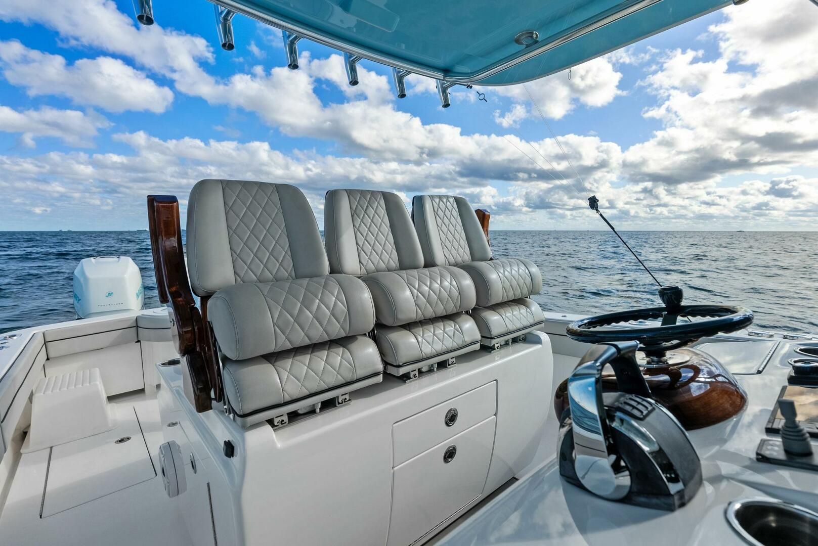Slide: The Image of 2021 Valhalla Boatworks V-37 Helm - 4826104