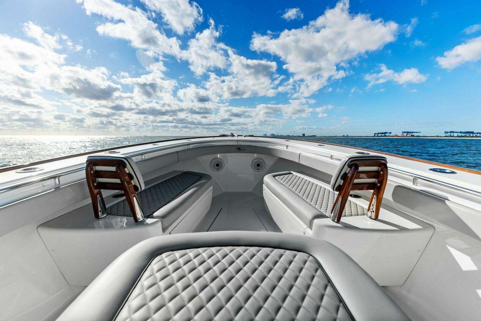 Slide: The Image of 2021 Valhalla Boatworks V-37 Bow - 4826088