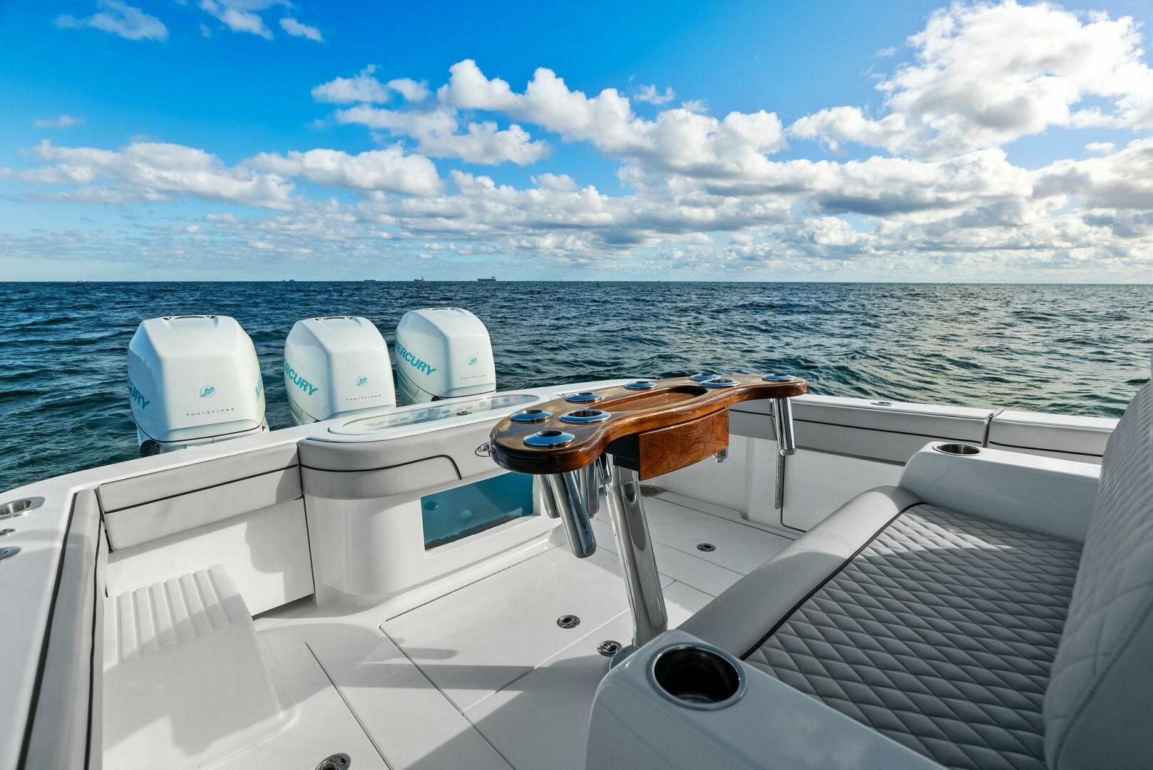 Slide: The Image of 2021 Valhalla Boatworks V-37 - 4826095