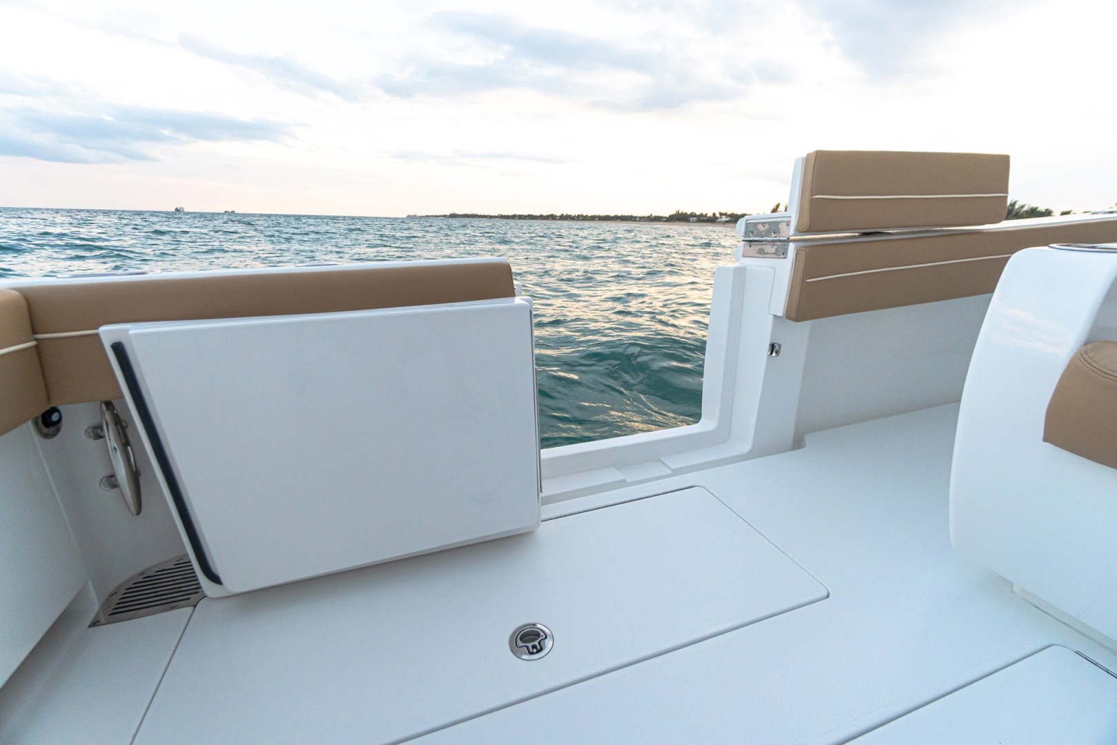 Slide: The Image of Valhalla 37 - Dive Door 2022 Valhalla Boatworks V37 - 1815971