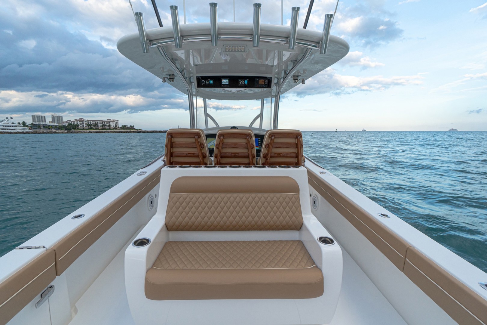 Slide: The Image of Valhalla 37 - Aft Seating 2022 Valhalla Boatworks V37 - 1815975
