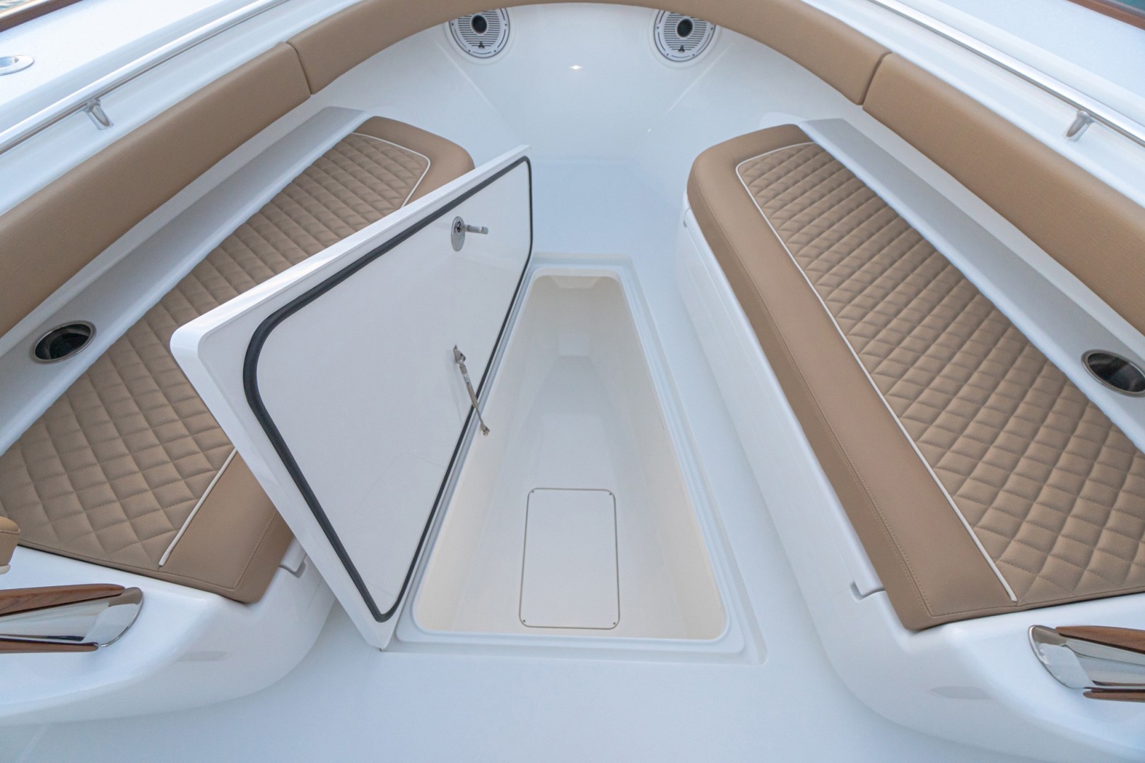 Slide: The Image of Valhalla 37 - Forward Storage 2022 Valhalla Boatworks V37 - 1815999