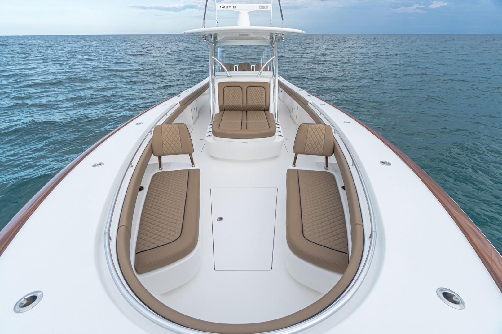 Slide: The Image of Valhalla 41 - Forward Seating 2022 Valhalla Boatworks V41  - 1815418