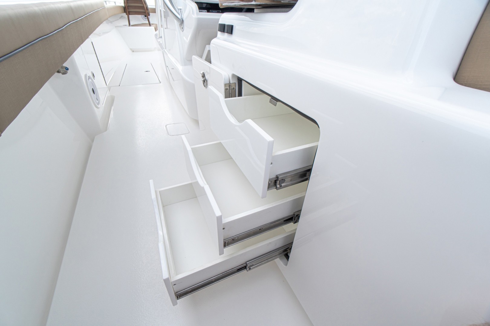Slide: The Image of Valhalla 41 - Gunwale Storage 2022 Valhalla Boatworks V41  - 1815429