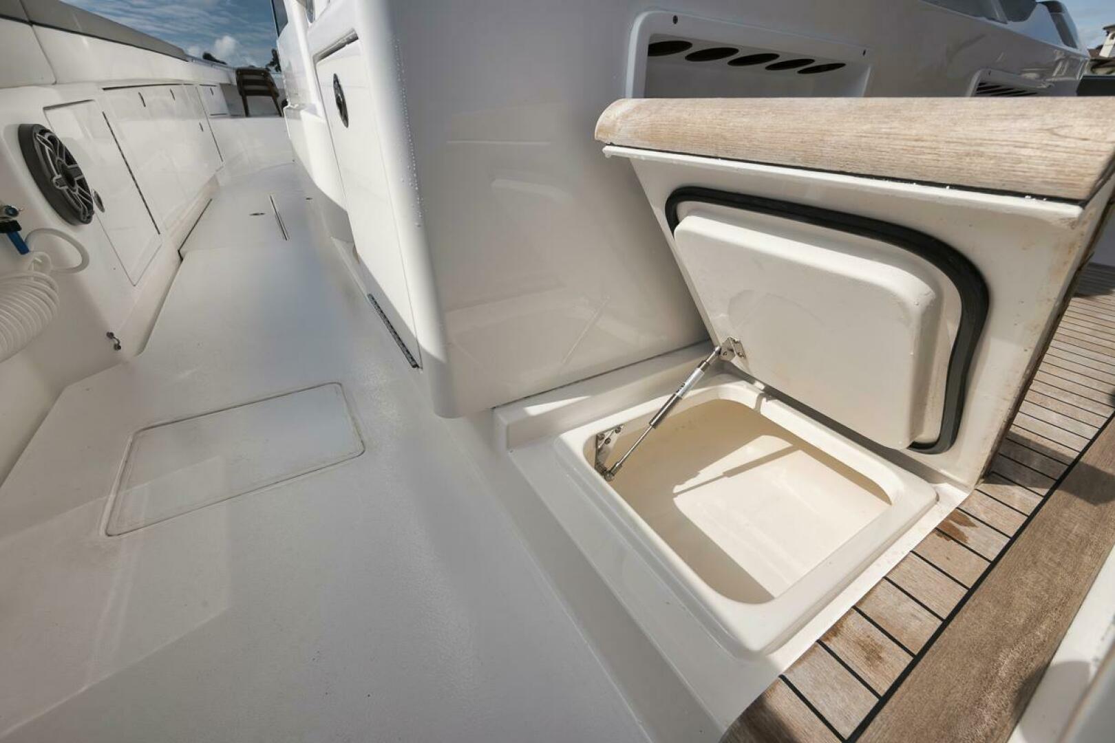 Slide: The Image of Valhalla Boatworks V-46 2023 - 4432354
