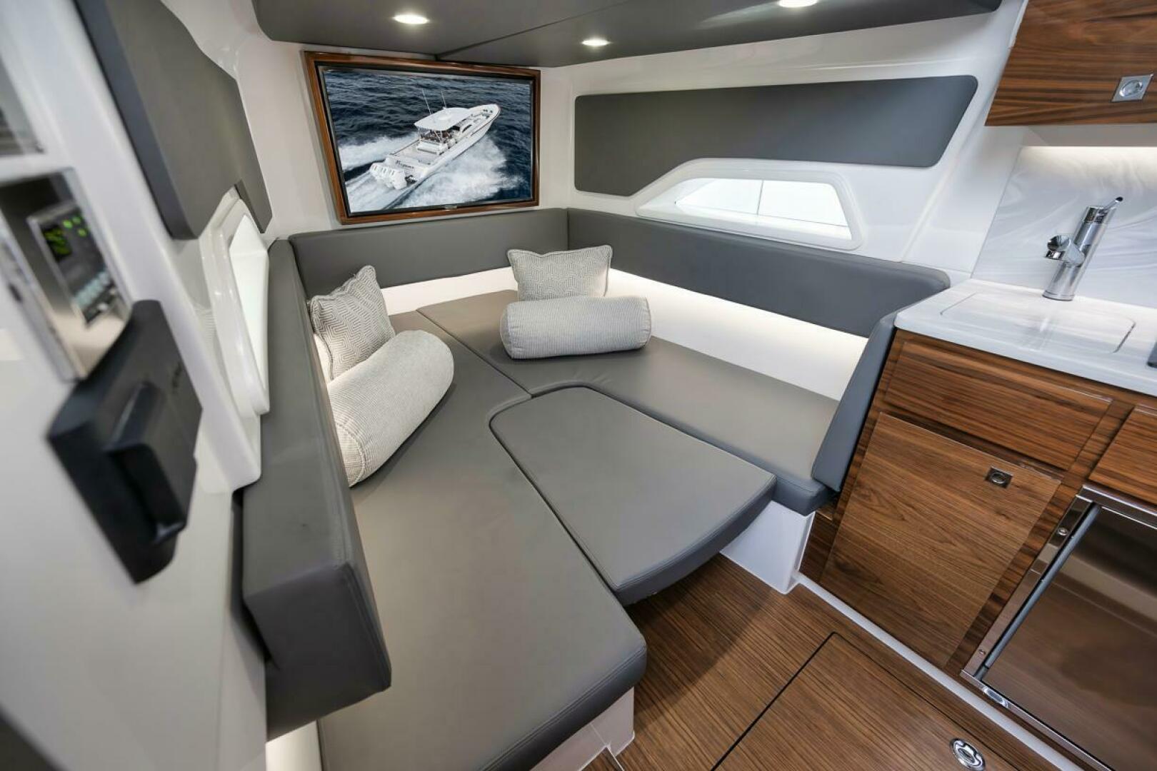 Slide: The Image of Valhalla Boatworks V-46 2023 - 4432356