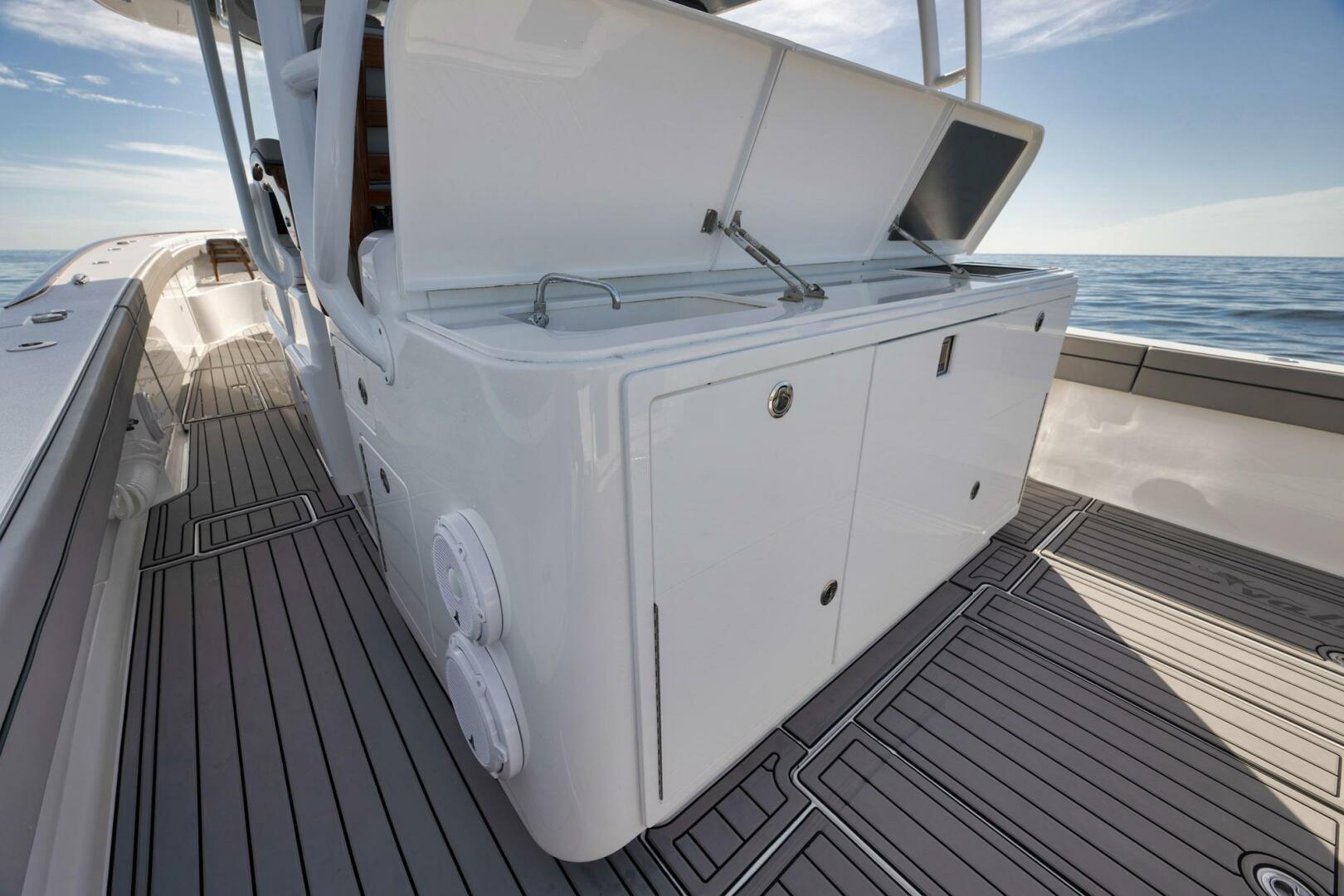 Slide: The Image of Valhalla Boatworks V-46 2024 - 5047442