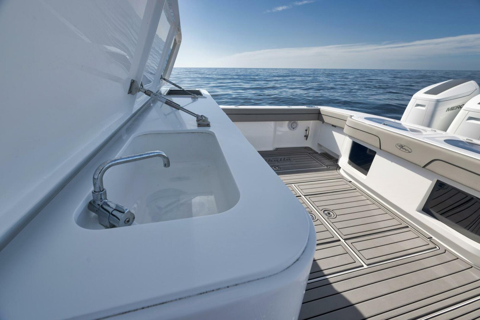 Slide: The Image of Valhalla Boatworks V-46 2024 - 5047444