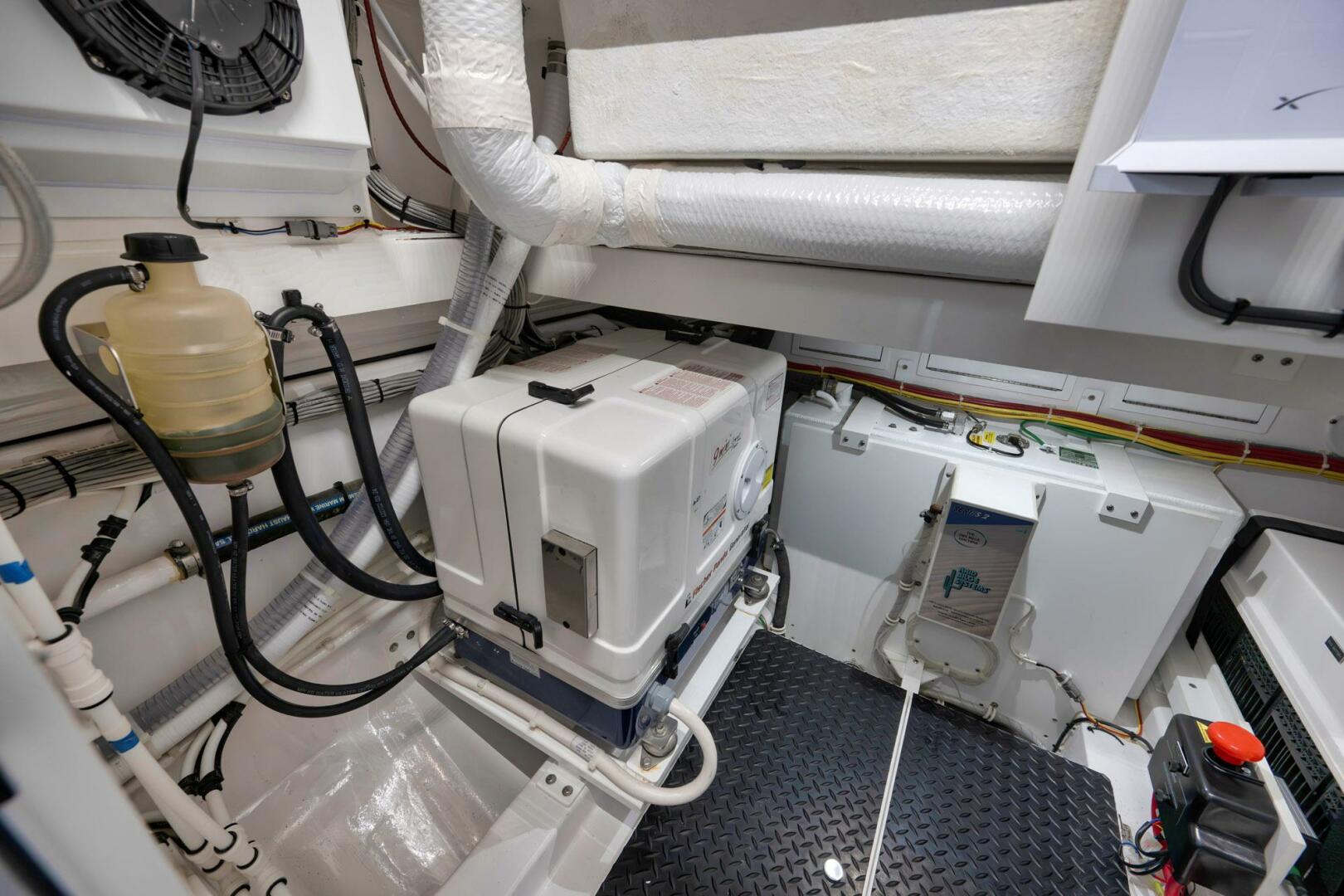 Slide: The Image of Valhalla Boatworks V-46 2024 - 5047472