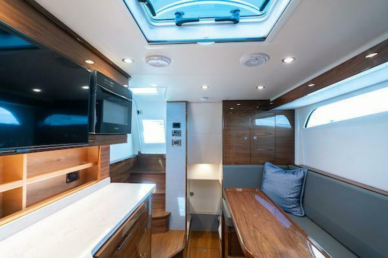 Slide: The Image of Valhalla Boatworks V-55 2024 - 4751617