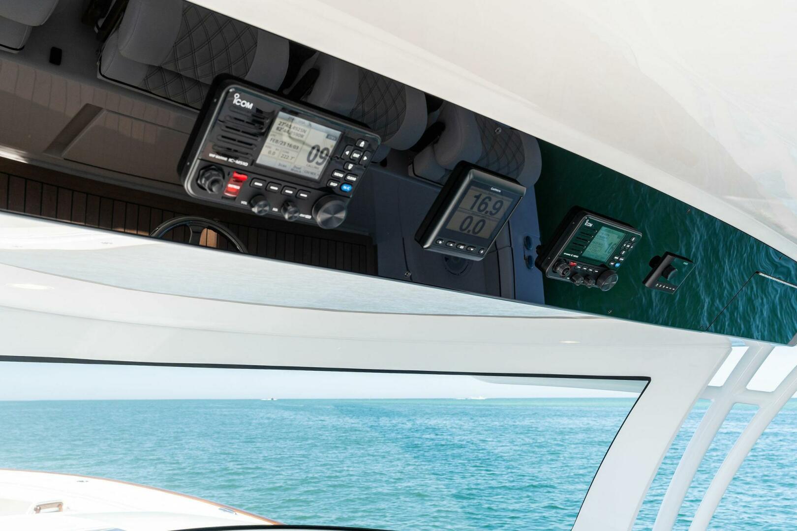 Slide: The Image of 2025 Valhalla Boatworks V-55 'Sogni Bagnati' - 5073239