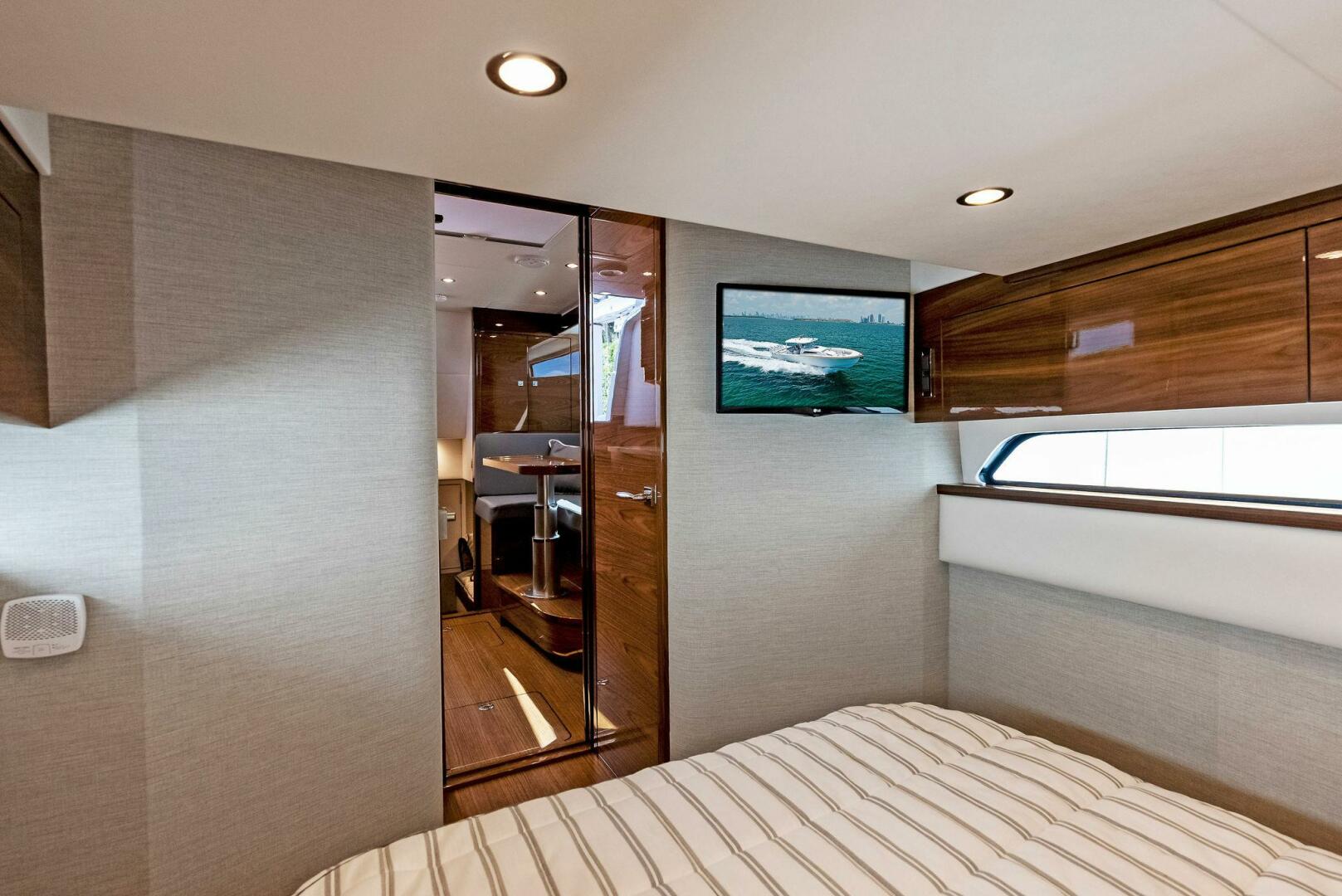 Slide: The Image of 2024 Valhalla Boatworks V-55 Center Console - 4401881
