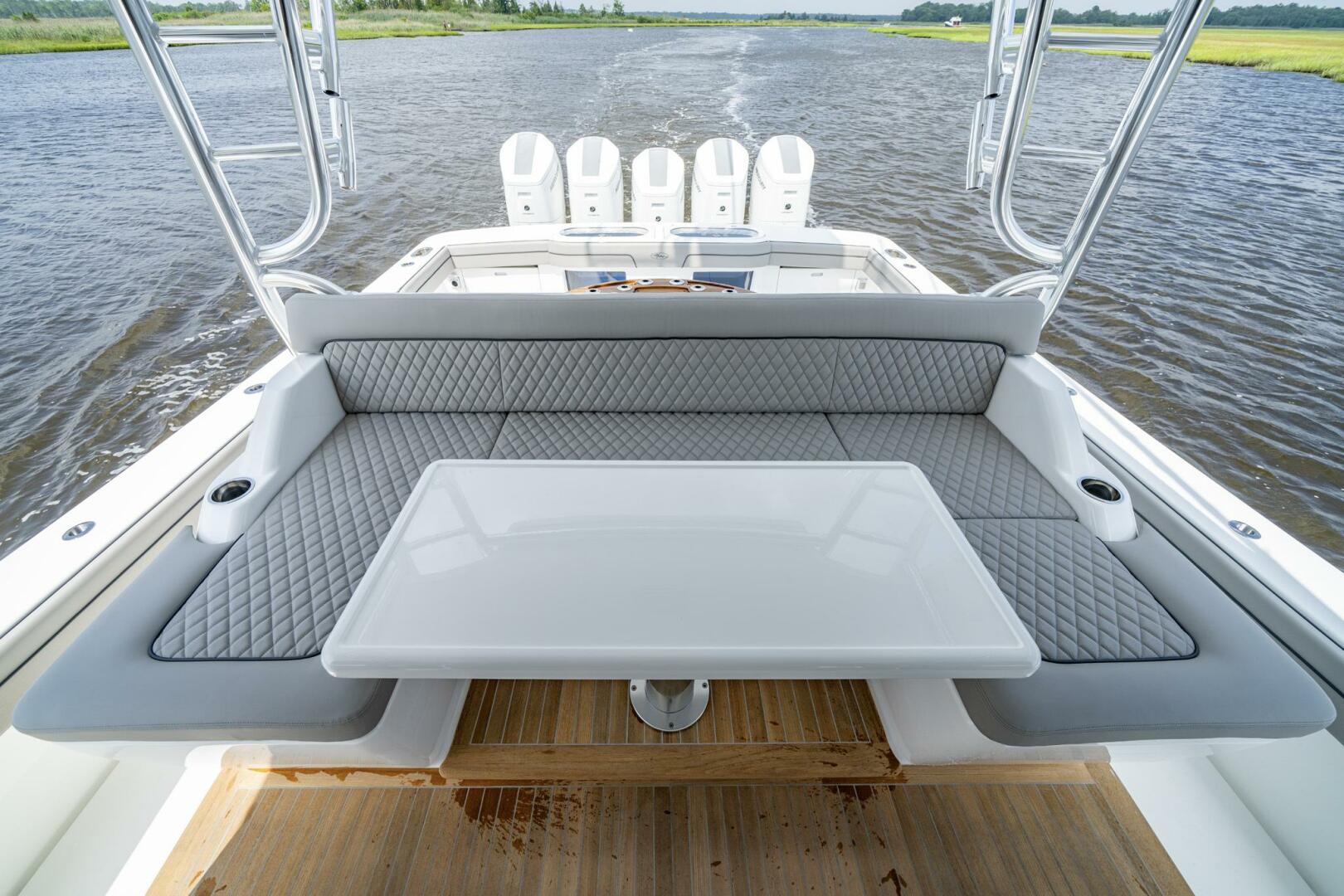 Slide: The Image of Valhalla Boatworks V-55 Center Console 2024 - 3783090