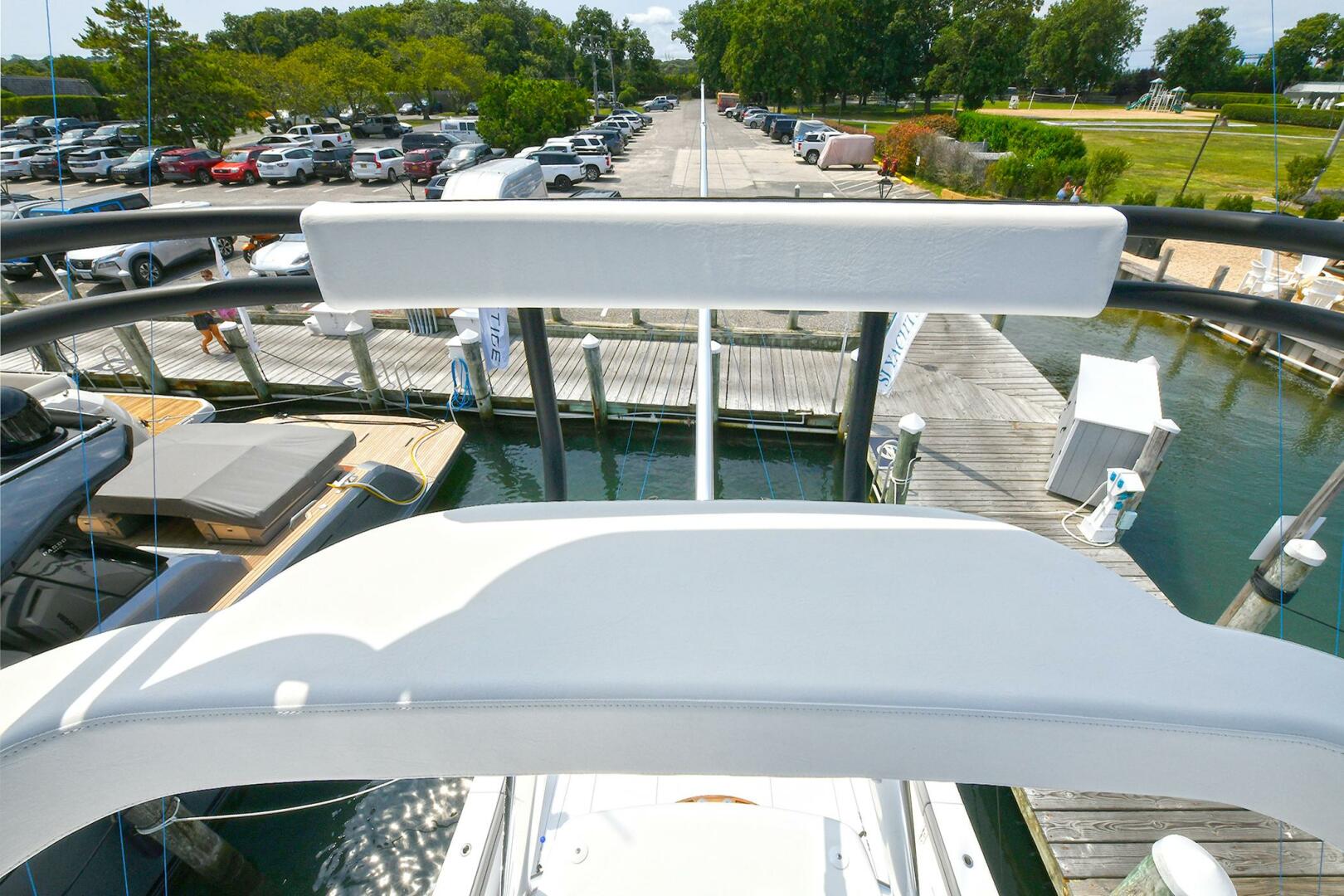 Slide: The Image of Valhalla Boatworks V-55 Center Console 2024 - 3833672