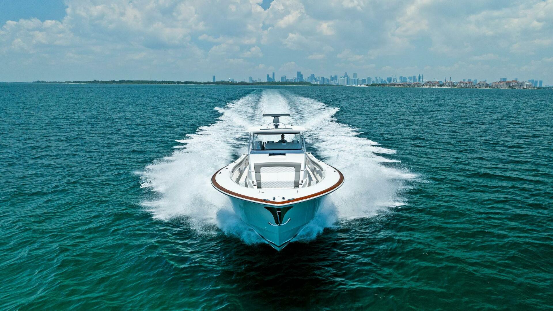 Slide: The Image of 2024 Valhalla Boatworks V-55 Center Console - 4401951