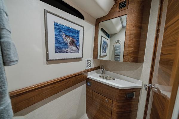 Slide: The Image of Valhalla Boatworks V-55 Center Console 2025 - 11