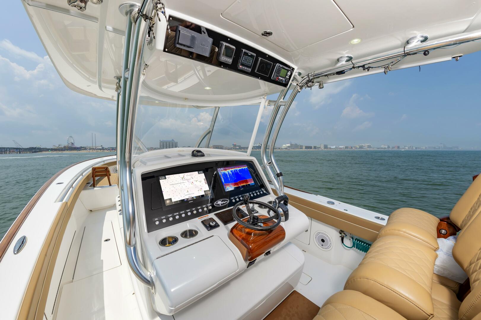 Slide: The Image of Valhalla Boatworks V37 2021 - 4559507