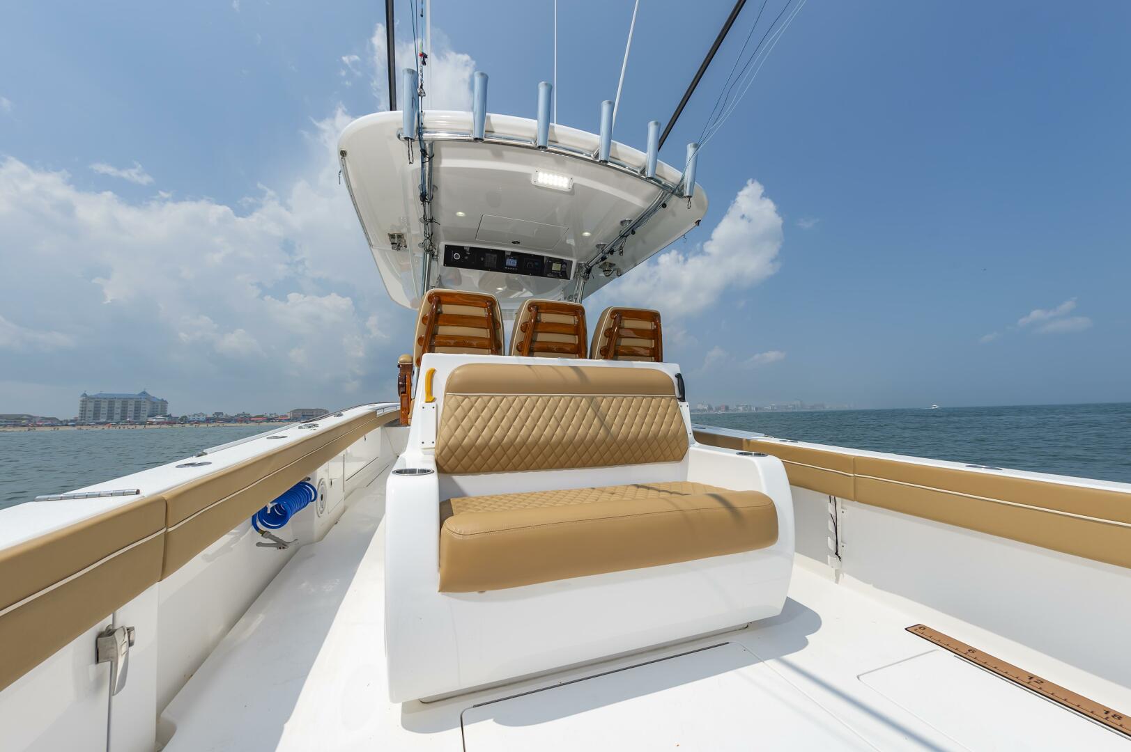 Slide: The Image of Valhalla Boatworks V37 2021 - 4559527