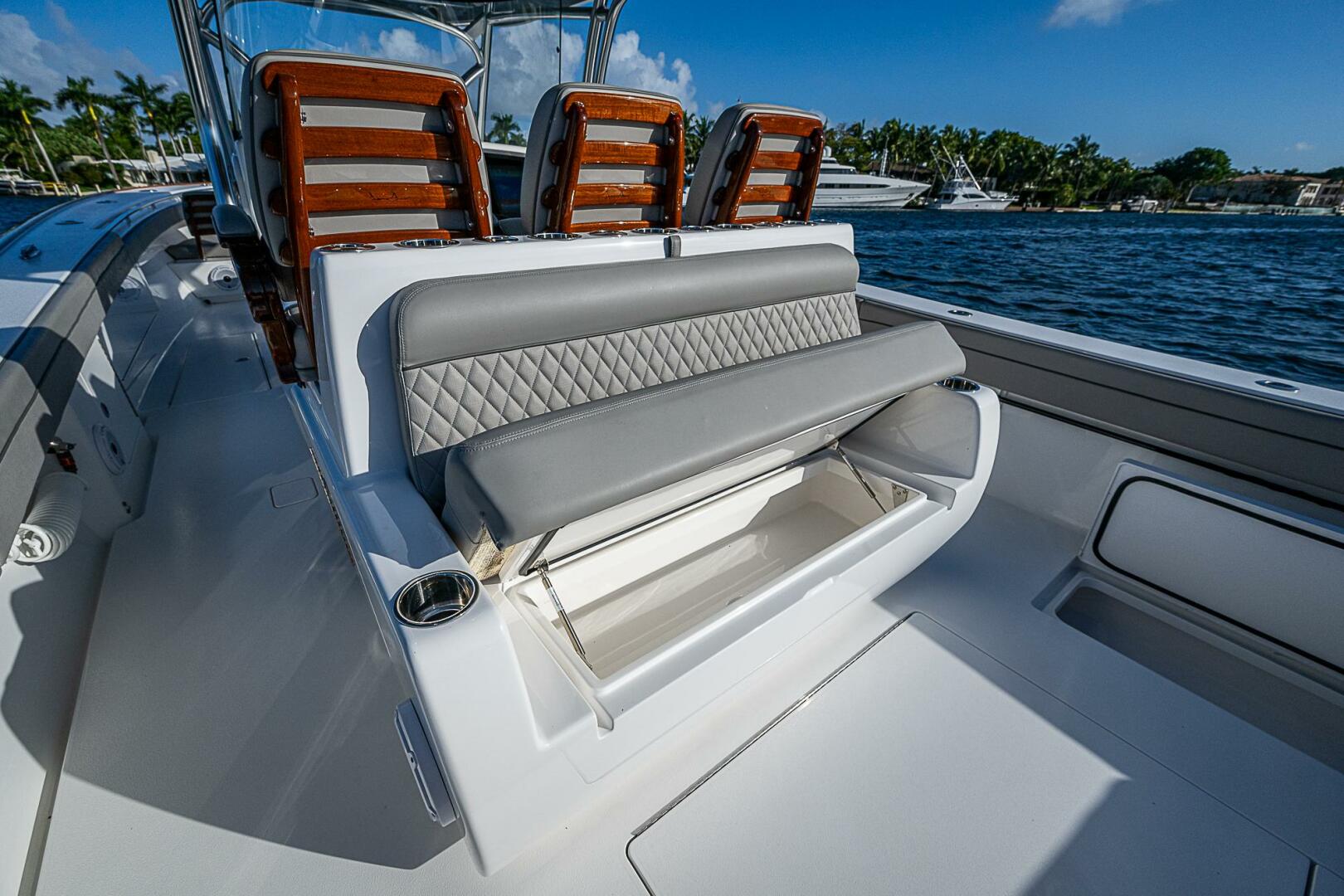 Slide: The Image of Valhalla Boatworks V41 2022 - 4860807