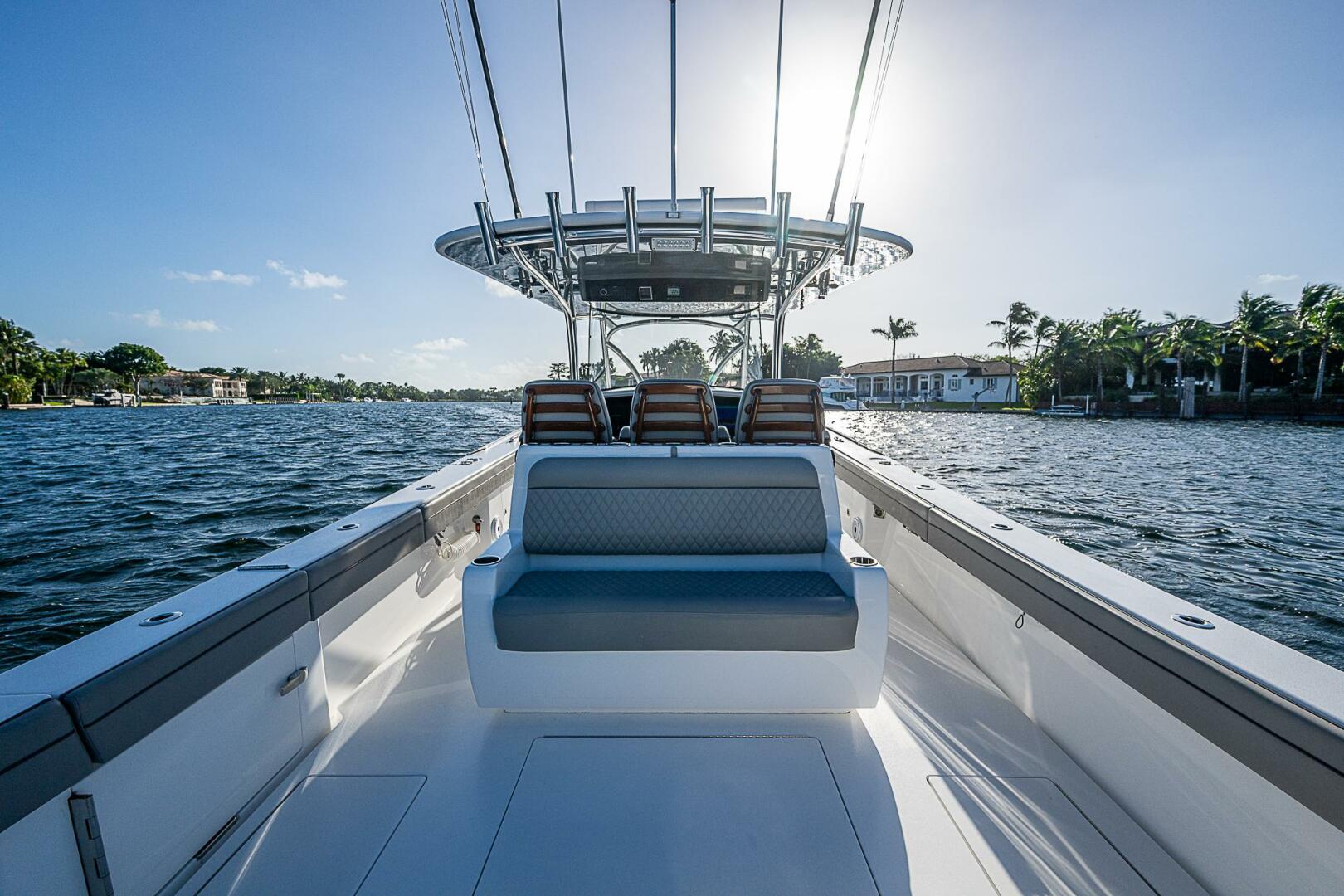 Slide: The Image of Valhalla Boatworks V41 2022 - 4860808