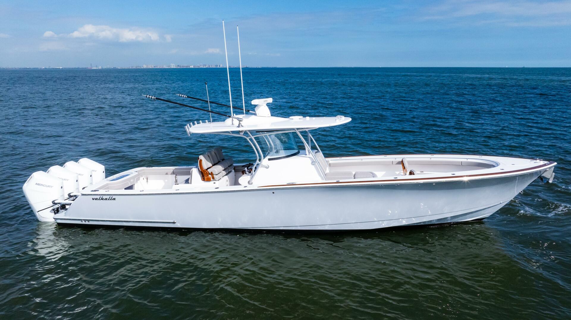 Slide: The Image of Valhalla Boatworks V41 Center Console 2025 - 4750144
