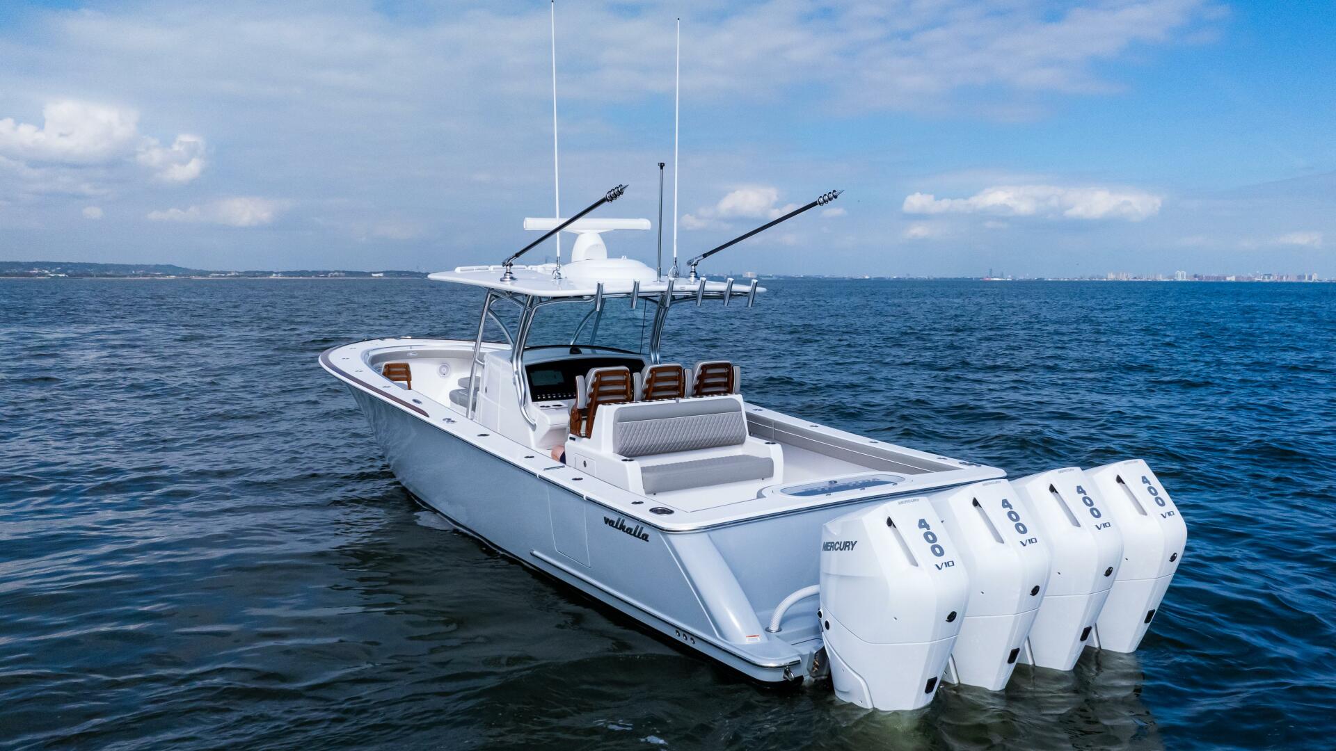 Slide: The Image of Valhalla Boatworks V41 Center Console 2025 - 4750148
