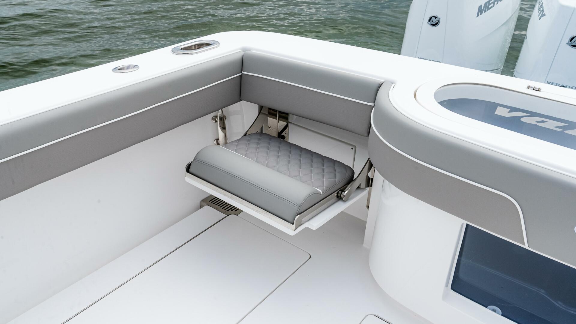 Slide: The Image of Valhalla Boatworks V41 Center Console 2025 - 4750164