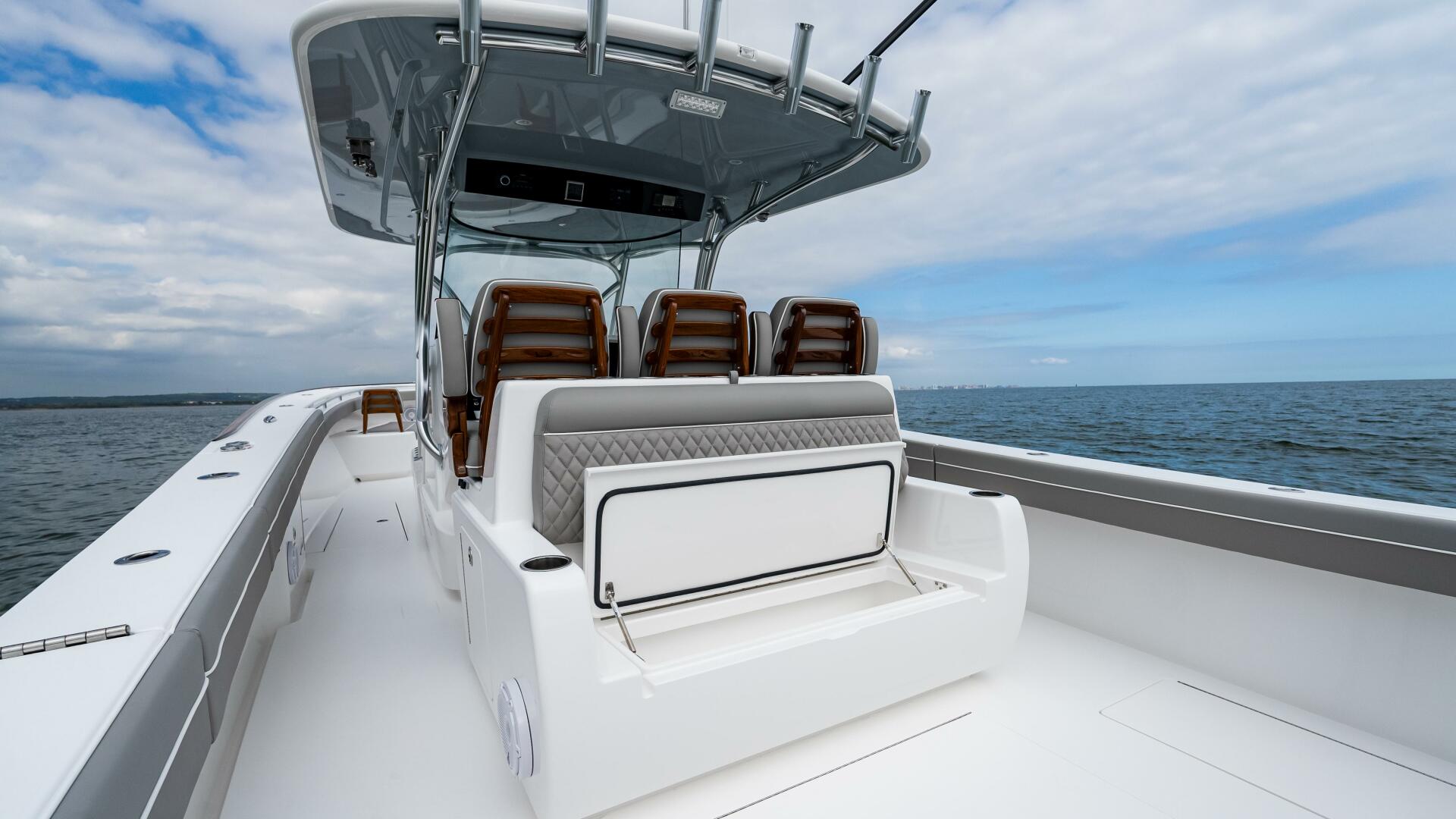 Slide: The Image of Valhalla Boatworks V41 Center Console 2025 - 4750169