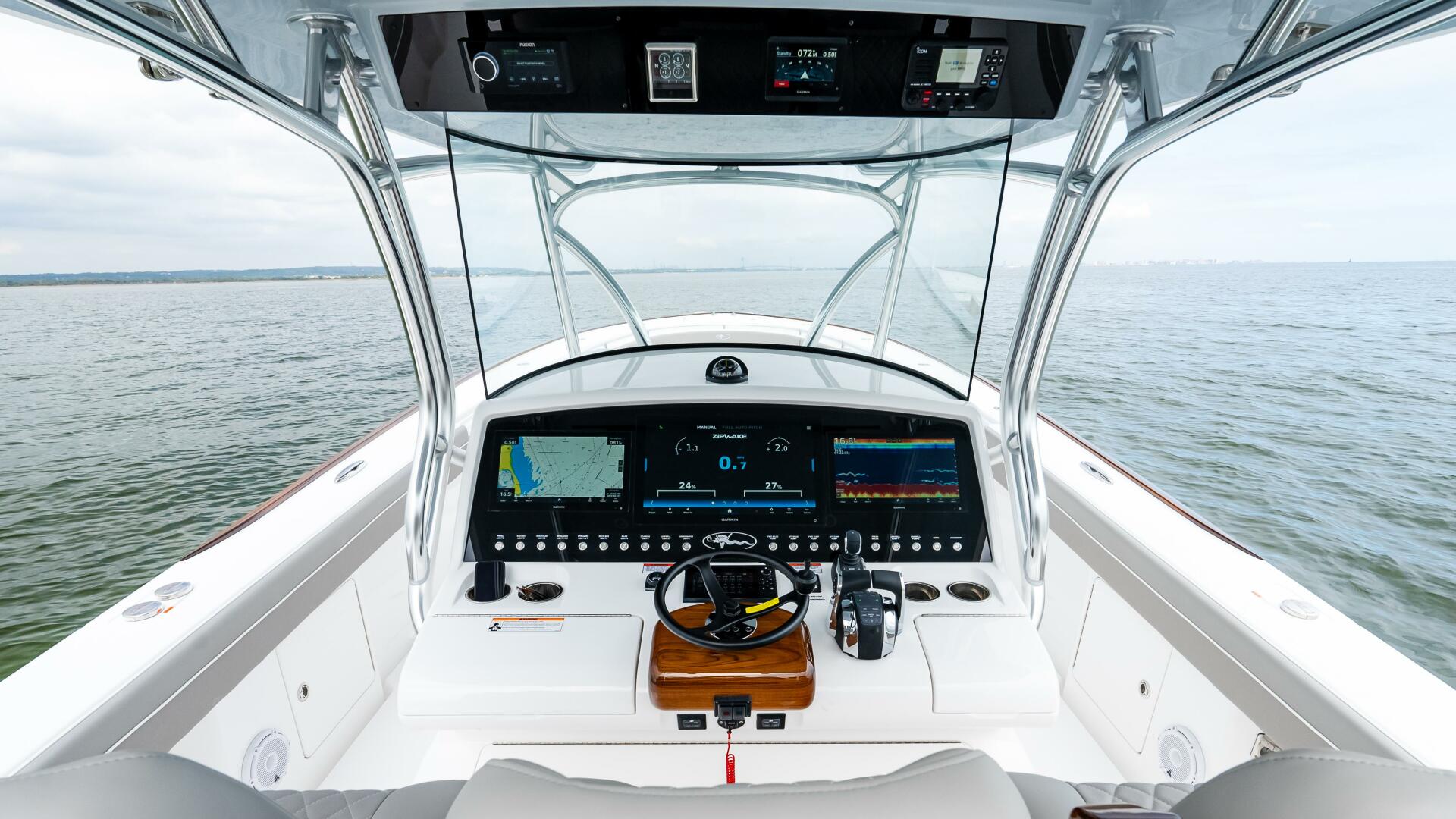 Slide: The Image of Valhalla Boatworks V41 Center Console 2025 - 4750177