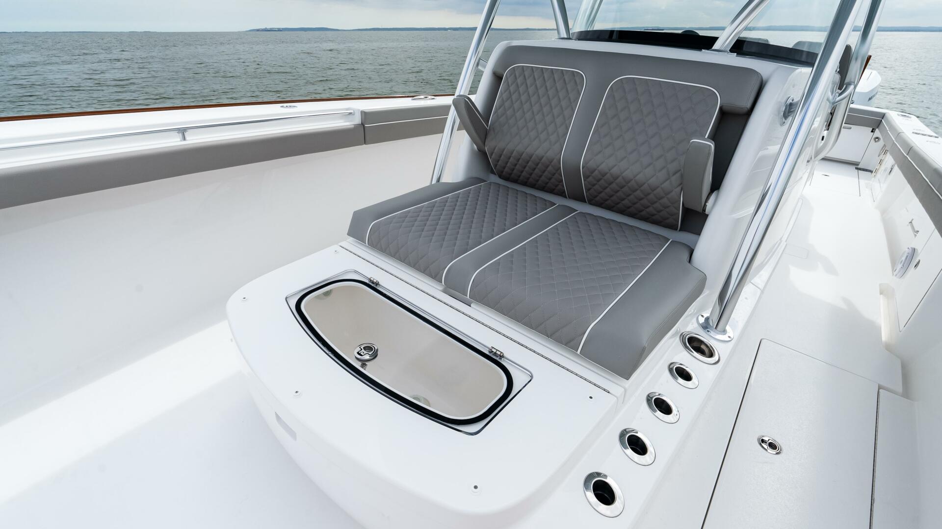 Slide: The Image of Valhalla Boatworks V41 Center Console 2025 - 4750201