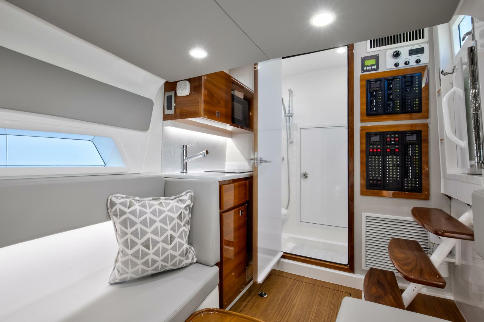 Slide: The Image of 2022 Valhalla 46 Code Blu - Cabin 2022 Valhalla 46 Code Blu - 4703989