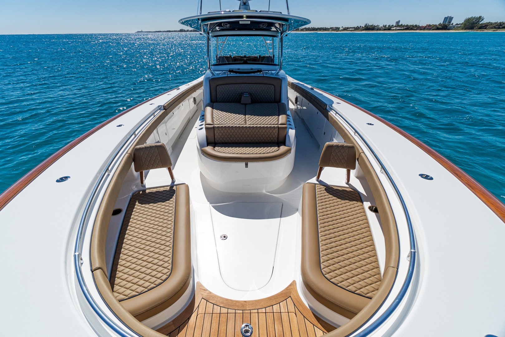 Slide: The Image of Valhalla 46 - Forward Seating 2022 Valhalla Boatworks V46  - 1815067