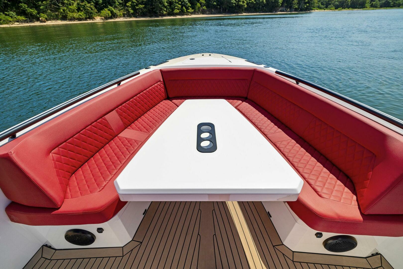 Slide: The Image of Vanquish VQ40 - 4540999