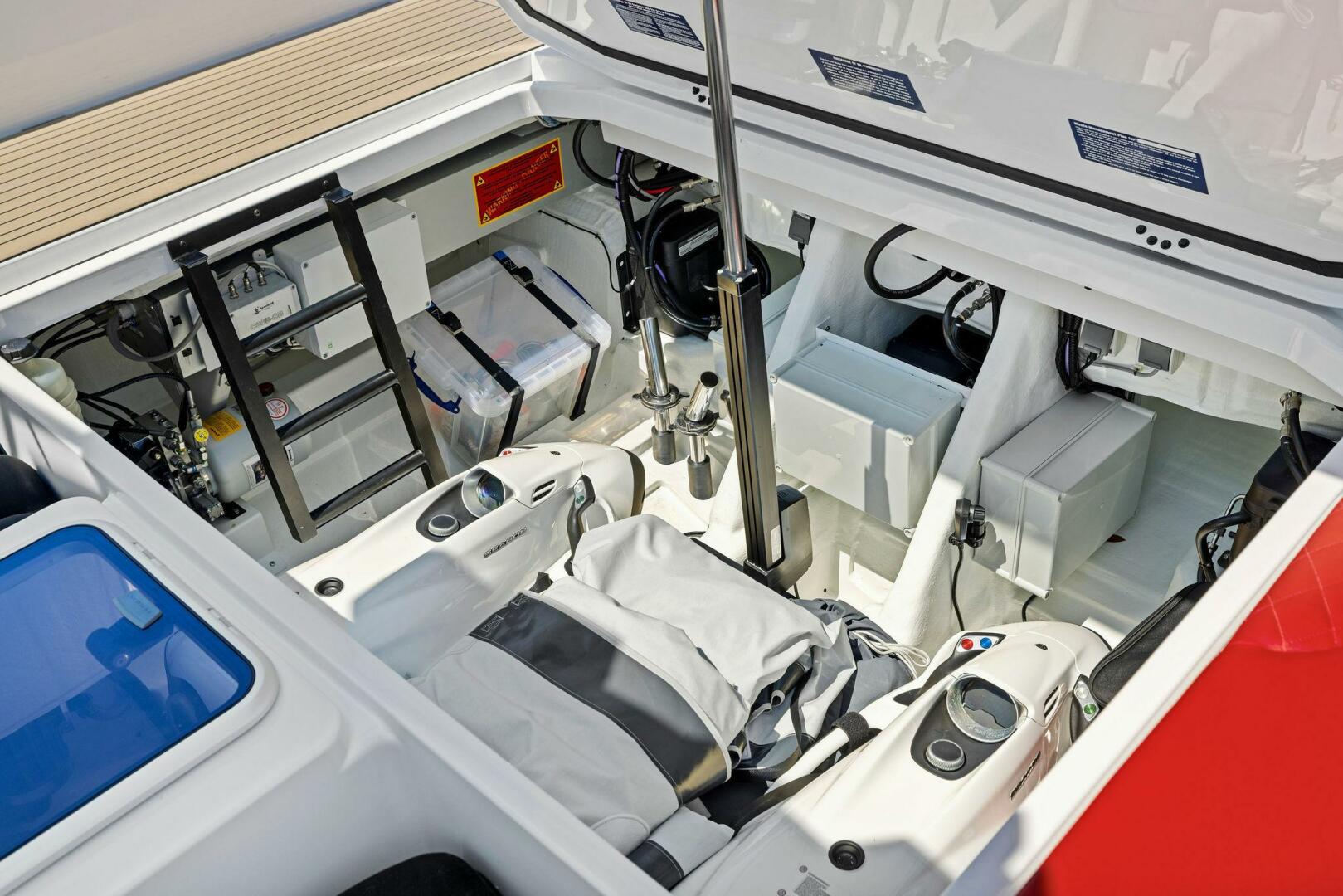 Slide: The Image of Vanquish VQ40 - 4541048