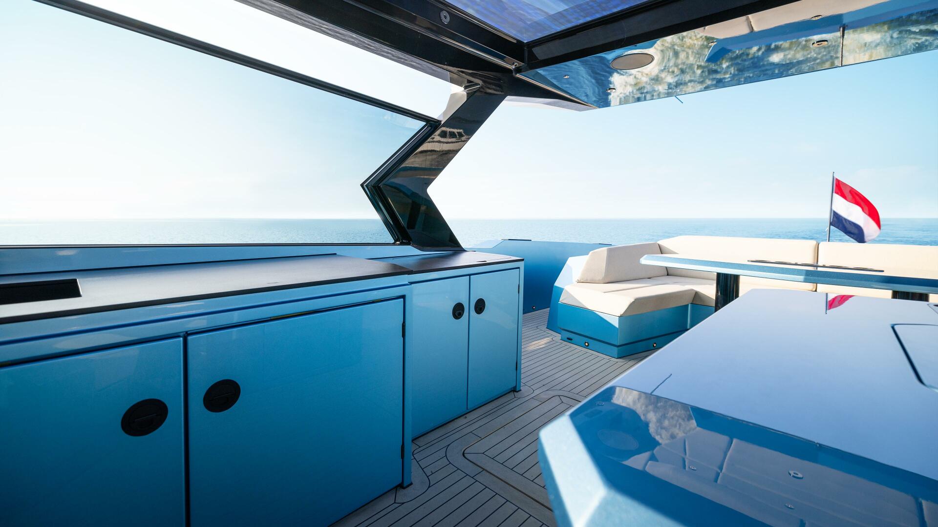 Slide: The Image of Vanquish VQ70 2024 - 5174634