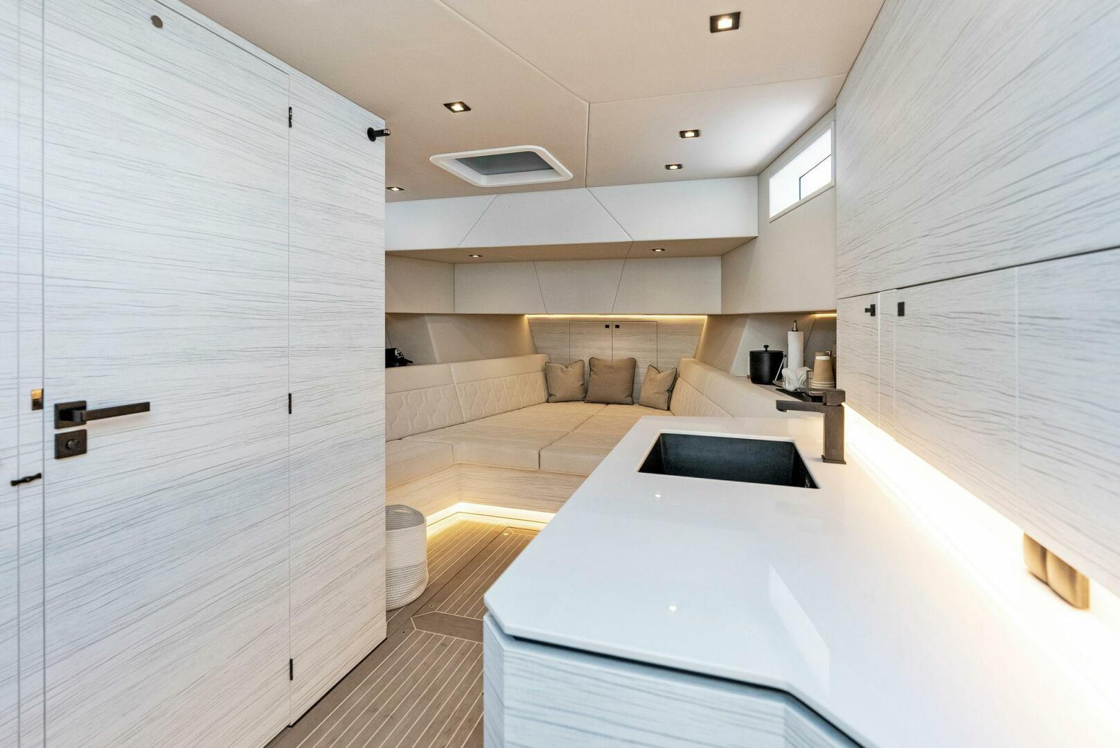 Slide: The Image of Cabin - 4327694