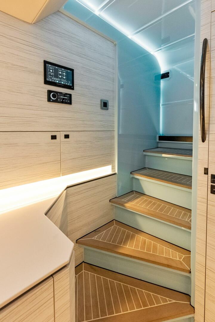 Slide: The Image of Cabin - 4327700