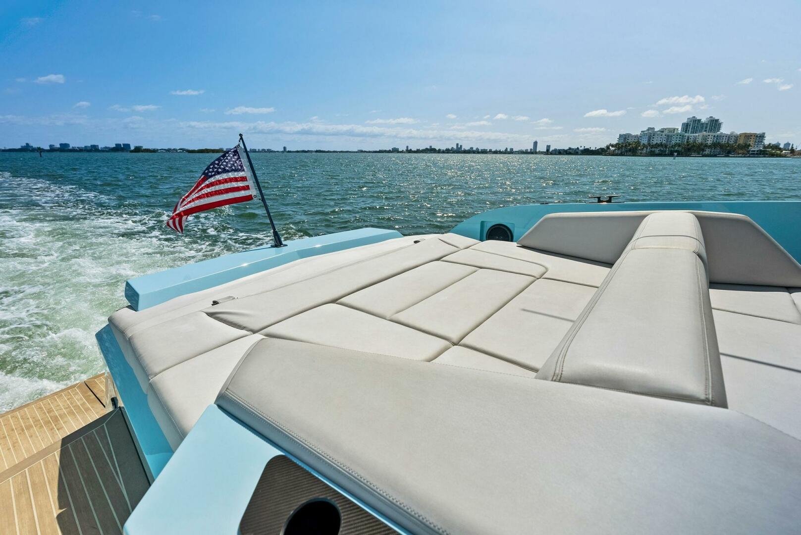 Slide: The Image of Aft Deck - 4327741