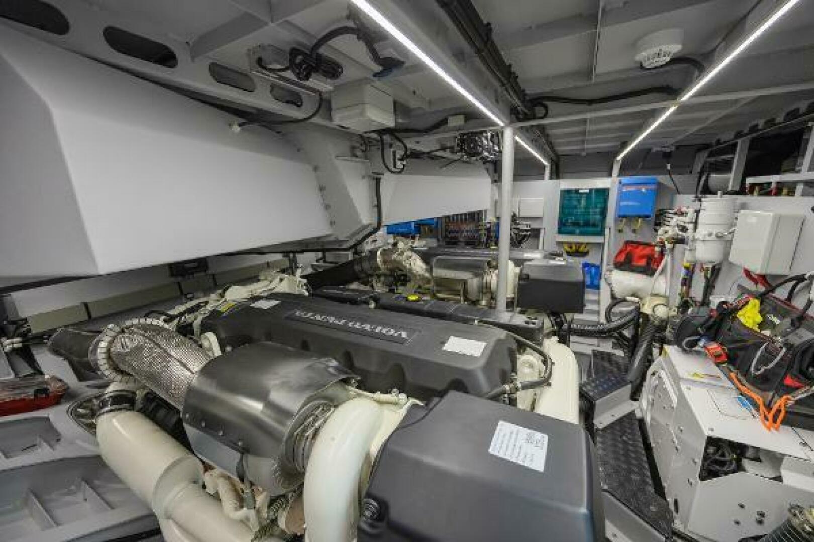 Slide: The Image of Vanquish Yachts VQ58 2023 - 5306397