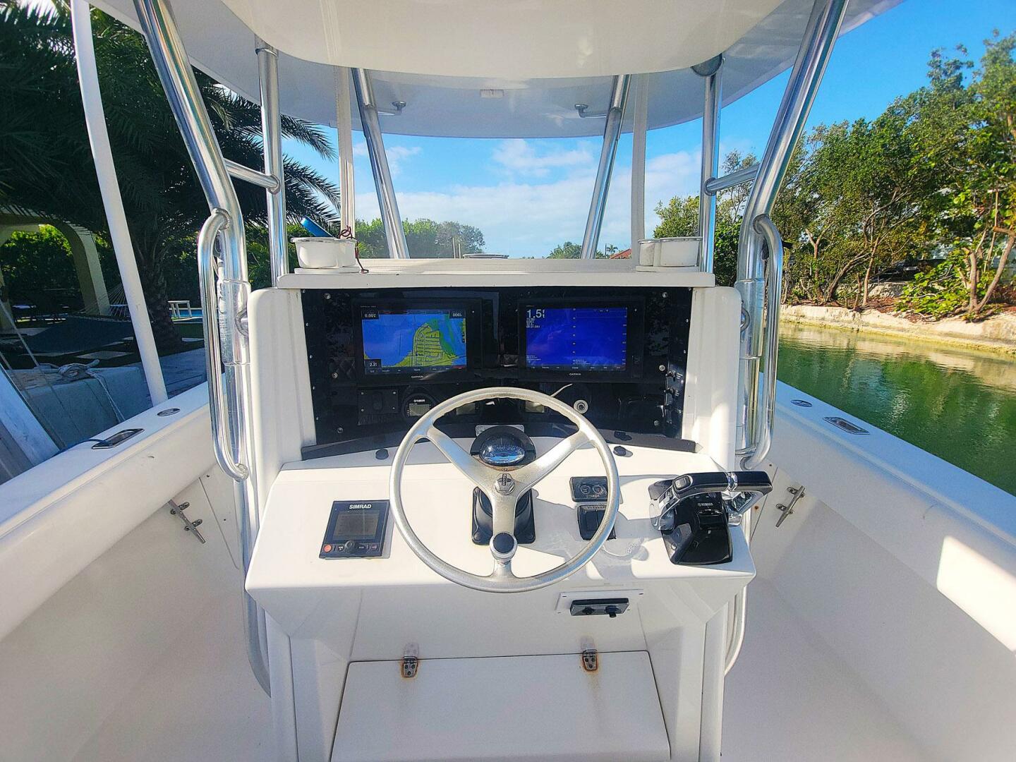 Slide: The Image of Venture 34 Center Console 2000 - 5273601