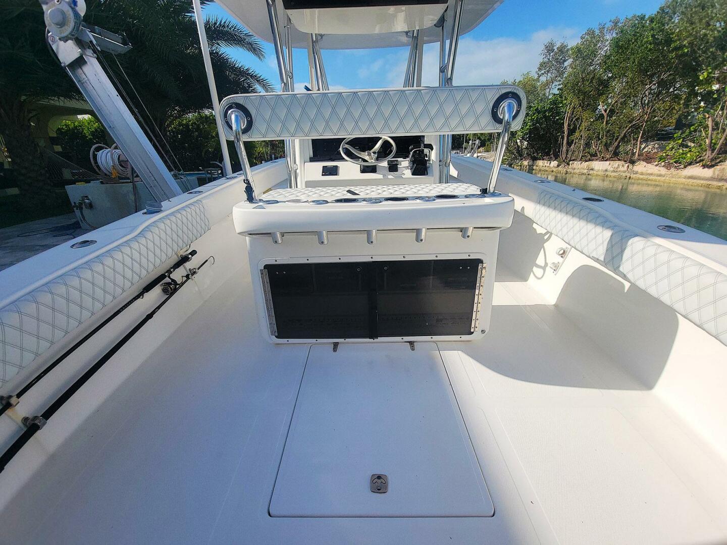 Slide: The Image of Venture 34 Center Console 2000 - 5273613